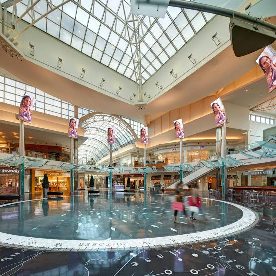 The glass-domed central rotunda of The Mall at Millenia